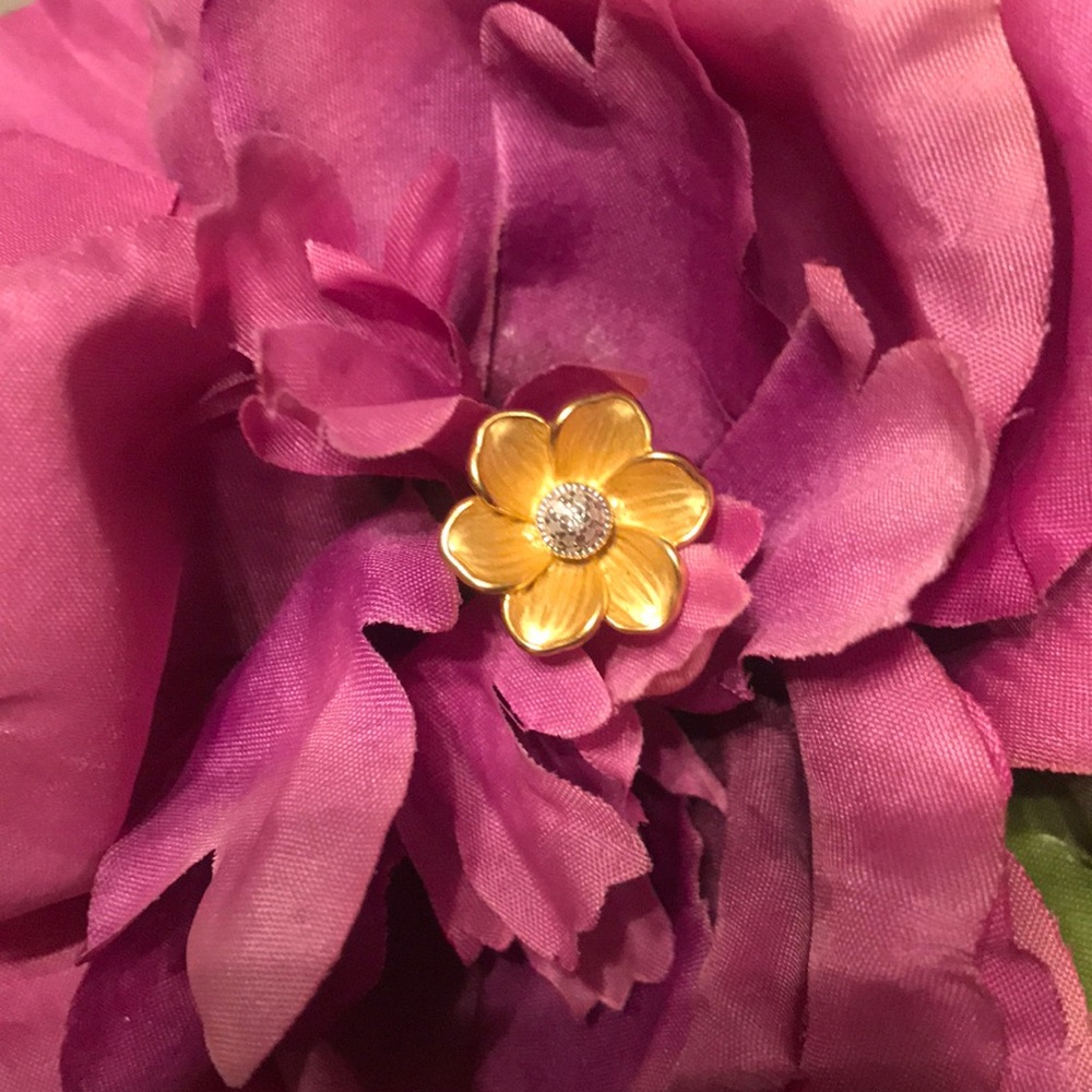 Lia Sophia gold flower ring